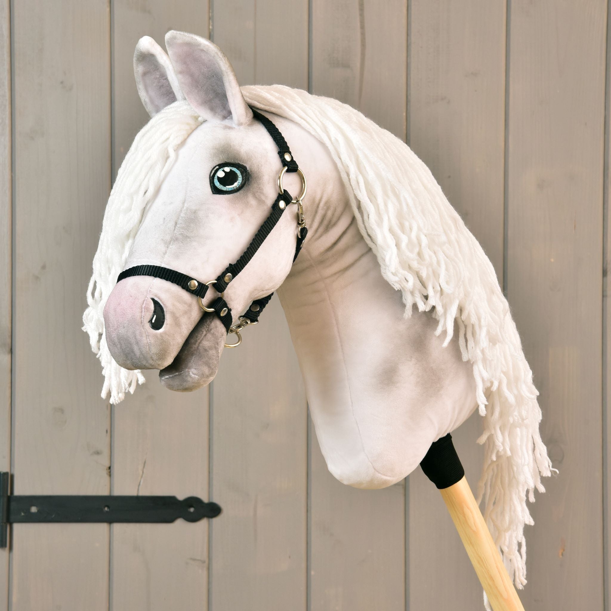Hobby Horse with standing mane ⋆ kullaloo CA Inc.